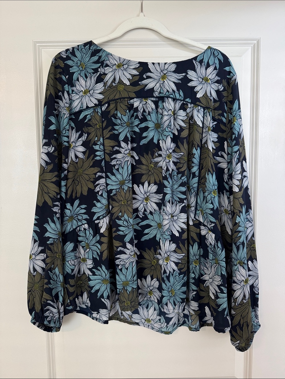 LOFT Floral Long-Sleeve Blouse - Navy with Blue & White Flowers